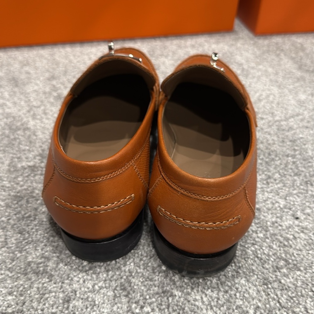 Authentic Hermes women’s Leather Loafers - Picture 4 of 9